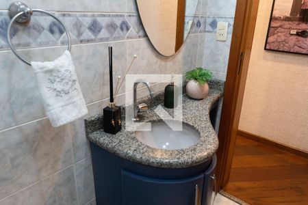 Casa à venda com 212m², 3 quartos e 4 vagas Casa à venda com 212m², 3 quartos e 4 vagasBanheiro