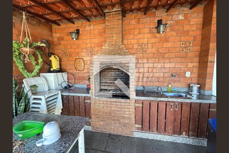 Apartamento à venda com 140m², 3 quartos e 2 vagasChurrasqueira