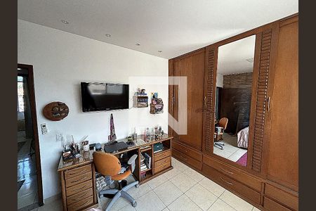 Apartamento à venda com 140m², 3 quartos e 2 vagasQuarto 2