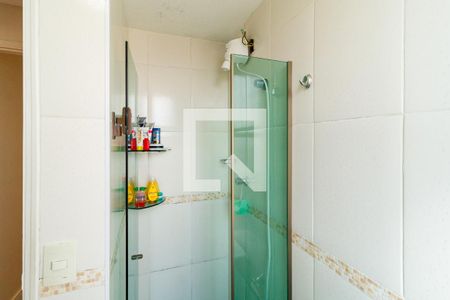 Apartamento à venda com 69m², 3 quartos e 1 vaga Apartamento à venda com 69m², 3 quartos e 1 vagaBanheiro da Suíte