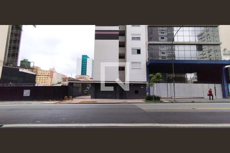 Apartamento à venda com 35m², 1 quarto e sem vaga Apartamento à venda com 35m², 1 quarto e sem vagaFachada