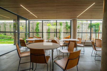 Apartamento à venda com 35m², 1 quarto e sem vaga Apartamento à venda com 35m², 1 quarto e sem vagaÁrea comum - Salão de festas