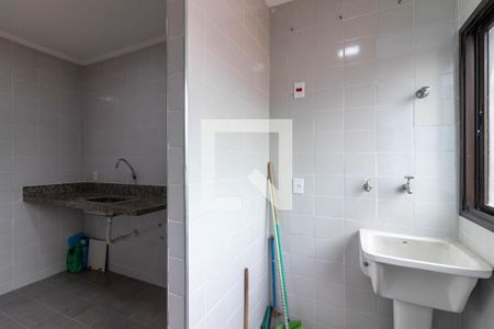 Apartamento à venda com 58m², 2 quartos e 1 vaga Apartamento à venda com 58m², 2 quartos e 1 vagaÁrea de Serviço