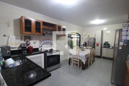 Casa à venda com 500m², 4 quartos e 6 vagasCozinha