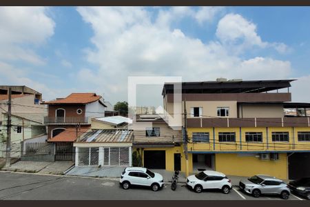 Casa à venda com 240m², 3 quartos e 3 vagas Casa à venda com 240m², 3 quartos e 3 vagasVista