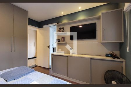 Casa à venda com 240m², 3 quartos e 3 vagas Casa à venda com 240m², 3 quartos e 3 vagasSuíte