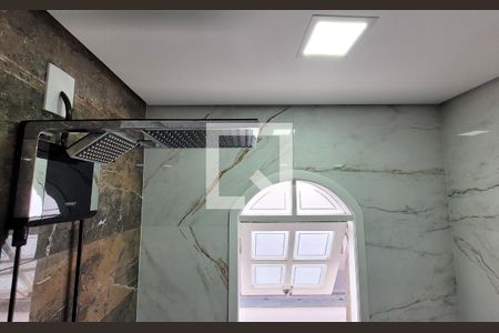 Casa à venda com 240m², 3 quartos e 3 vagas Casa à venda com 240m², 3 quartos e 3 vagasBanheiro da suíte