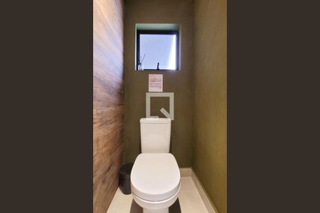 Casa à venda com 240m², 3 quartos e 3 vagas Casa à venda com 240m², 3 quartos e 3 vagasLavabo