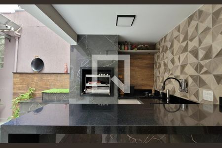 Casa à venda com 240m², 3 quartos e 3 vagas Casa à venda com 240m², 3 quartos e 3 vagasArea externa