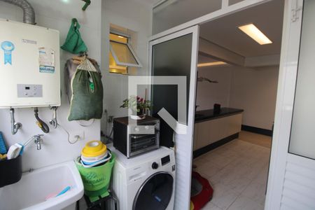 Apartamento à venda com 92m², 2 quartos e 2 vagasÁrea de Serviço