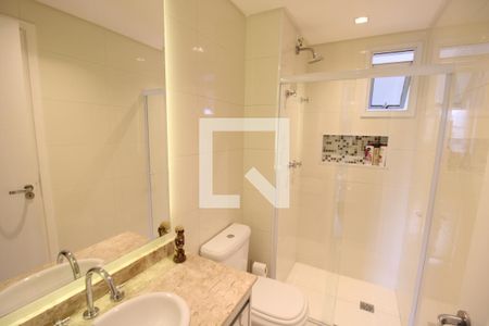 Apartamento à venda com 92m², 2 quartos e 2 vagasQuarto 2 - Banheiro