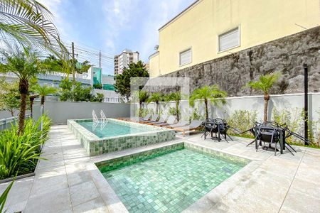 Apartamento à venda com 117m², 2 quartos e 3 vagasÁrea comum - Piscina