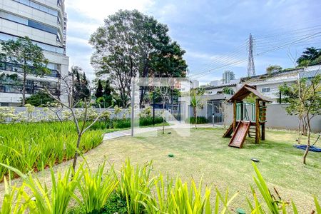 Apartamento à venda com 117m², 2 quartos e 3 vagasÁrea comum - Playground
