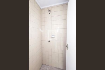 Apartamento à venda com 60m², 3 quartos e sem vaga Apartamento à venda com 60m², 3 quartos e sem vagaBanheiro de Serviço