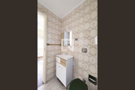 Apartamento à venda com 60m², 3 quartos e sem vaga Apartamento à venda com 60m², 3 quartos e sem vagaBanheiro da Suíte