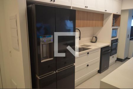 Apartamento à venda com 112m², 3 quartos e 2 vagas Apartamento à venda com 112m², 3 quartos e 2 vagasCozinha
