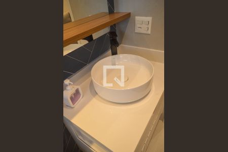 Apartamento à venda com 112m², 3 quartos e 2 vagas Apartamento à venda com 112m², 3 quartos e 2 vagasBanheiro da Suíte 1