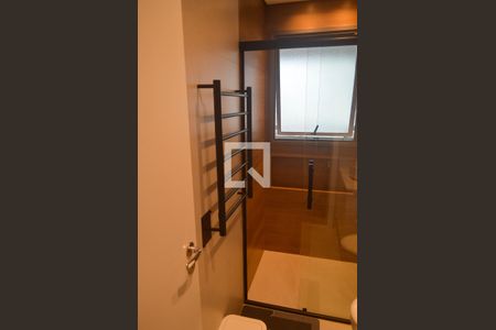 Apartamento à venda com 112m², 3 quartos e 2 vagas Apartamento à venda com 112m², 3 quartos e 2 vagasBanheiro da Suíte 1