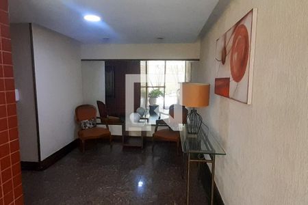 Apartamento à venda com 102m², 3 quartos e 1 vagaHall de entrada