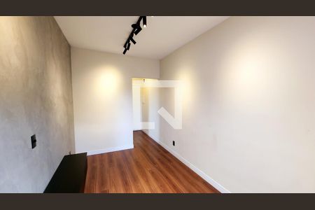 Sala de apartamento à venda com 2 quartos, 45m² em Vila Nambi, Jundiaí