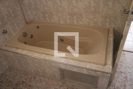 Casa à venda com 124m², 3 quartos e 2 vagasBanheiro 1