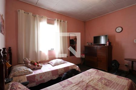 Casa à venda com 220m², 3 quartos e 1 vagaQuarto 4