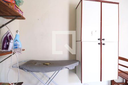 Casa à venda com 220m², 3 quartos e 1 vagaQuarto de Serviço