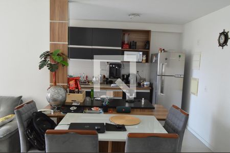 Apartamento à venda com 72m², 2 quartos e 1 vaga Apartamento à venda com 72m², 2 quartos e 1 vagaBanheiro