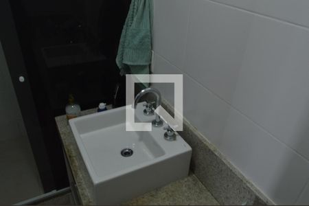 Apartamento à venda com 72m², 2 quartos e 1 vaga Apartamento à venda com 72m², 2 quartos e 1 vagaBanheiro da Suíte