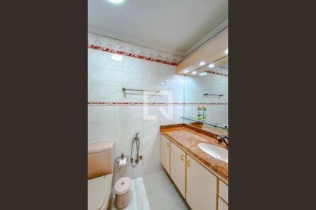 Apartamento à venda com 82m², 3 quartos e 2 vagasBanheiro da Suíte