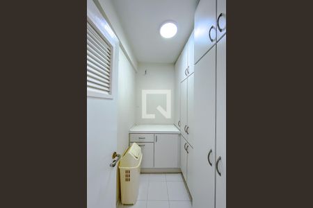 Apartamento à venda com 82m², 3 quartos e 2 vagasQuarto de Serviço