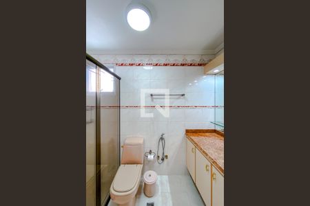 Apartamento à venda com 82m², 3 quartos e 2 vagasBanheiro da Suíte