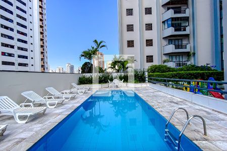 Apartamento à venda com 82m², 3 quartos e 2 vagasÁrea comum - Piscina