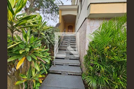 Casa à venda com 316m², 4 quartos e 6 vagas Casa à venda com 316m², 4 quartos e 6 vagasFoto 49