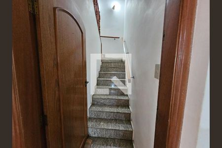 Casa à venda com 316m², 4 quartos e 6 vagas Casa à venda com 316m², 4 quartos e 6 vagasFoto 18