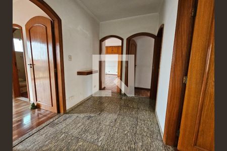 Casa à venda com 316m², 4 quartos e 6 vagas Casa à venda com 316m², 4 quartos e 6 vagasFoto 37