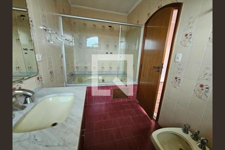 Casa à venda com 316m², 4 quartos e 6 vagas Casa à venda com 316m², 4 quartos e 6 vagasFoto 24