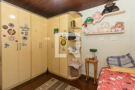 Casa à venda com 300m², 4 quartos e 2 vagas Casa à venda com 300m², 4 quartos e 2 vagasQuarto 3