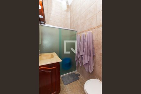 Casa à venda com 120m², 3 quartos e 1 vaga Casa à venda com 120m², 3 quartos e 1 vagaBanheiro