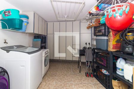 Casa à venda com 120m², 3 quartos e 1 vaga Casa à venda com 120m², 3 quartos e 1 vagaLavanderia