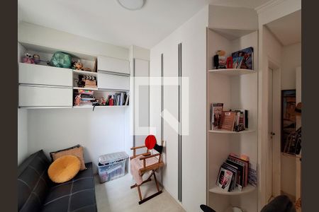 Apartamento à venda com 130m², 4 quartos e 2 vagasQuarto 2