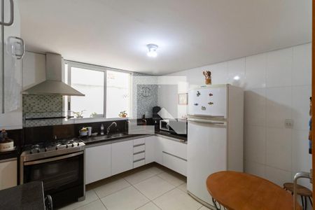 Apartamento à venda com 247m², 4 quartos e 2 vagasCozinha