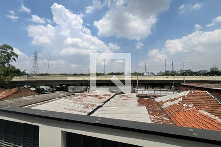 Casa à venda com 136m², 3 quartos e 2 vagas Casa à venda com 136m², 3 quartos e 2 vagasVista