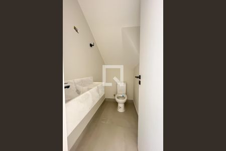 Casa à venda com 136m², 3 quartos e 2 vagas Casa à venda com 136m², 3 quartos e 2 vagasLavabo