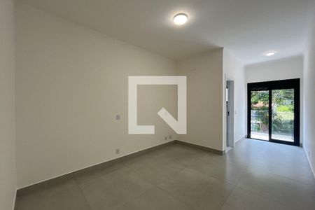 Casa à venda com 136m², 3 quartos e 2 vagas Casa à venda com 136m², 3 quartos e 2 vagasSuíte