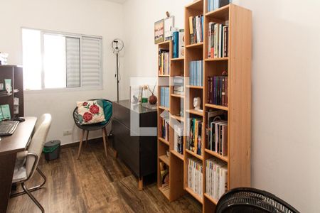 Casa à venda com 240m², 3 quartos e 2 vagasQuarto