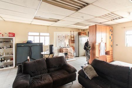 Casa à venda com 240m², 3 quartos e 2 vagasSalão