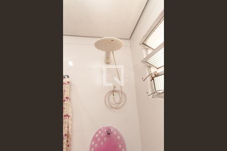 Casa à venda com 240m², 3 quartos e 2 vagasBanheiro