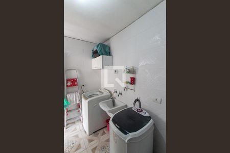 Casa à venda com 240m², 3 quartos e 2 vagasÁrea de Serviço