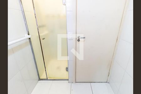 Apartamento à venda com 65m², 2 quartos e sem vagaBanheiro